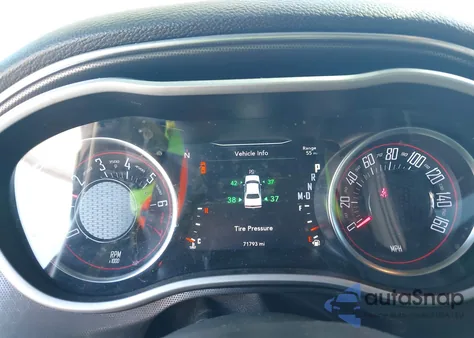 2018 Dodge Challenger Sxt Plus z USA, uszkodzony, nr VIN 2C3CDZAG6JH182841